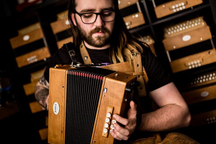 An Introduction To The Irish Button Accordion