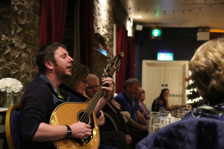 The Top Five Irish Ballads for Irish Bouzouki Players