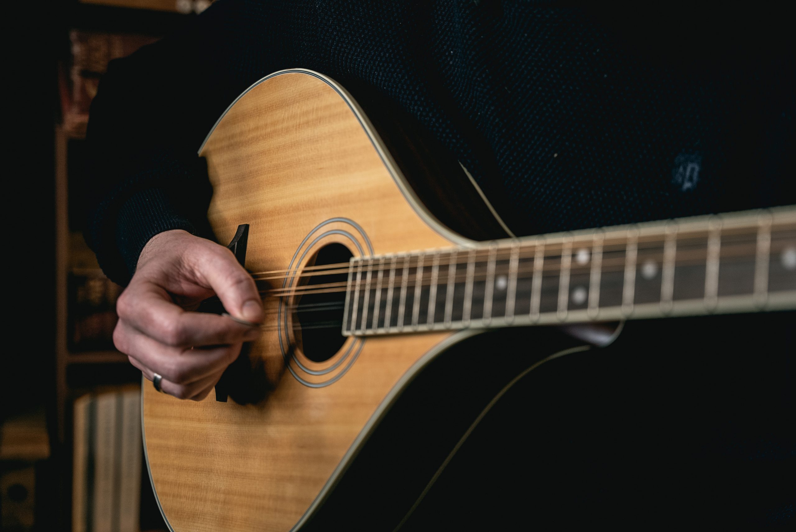 Irish bouzouki scale length