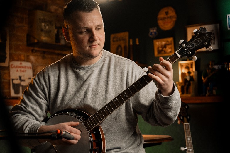 Best Cheap Banjos: Affordable Picks Under $500 & $1000 image
